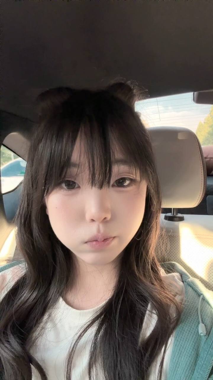 年轻粉嫩 爱刺激 听话 不多事（DD