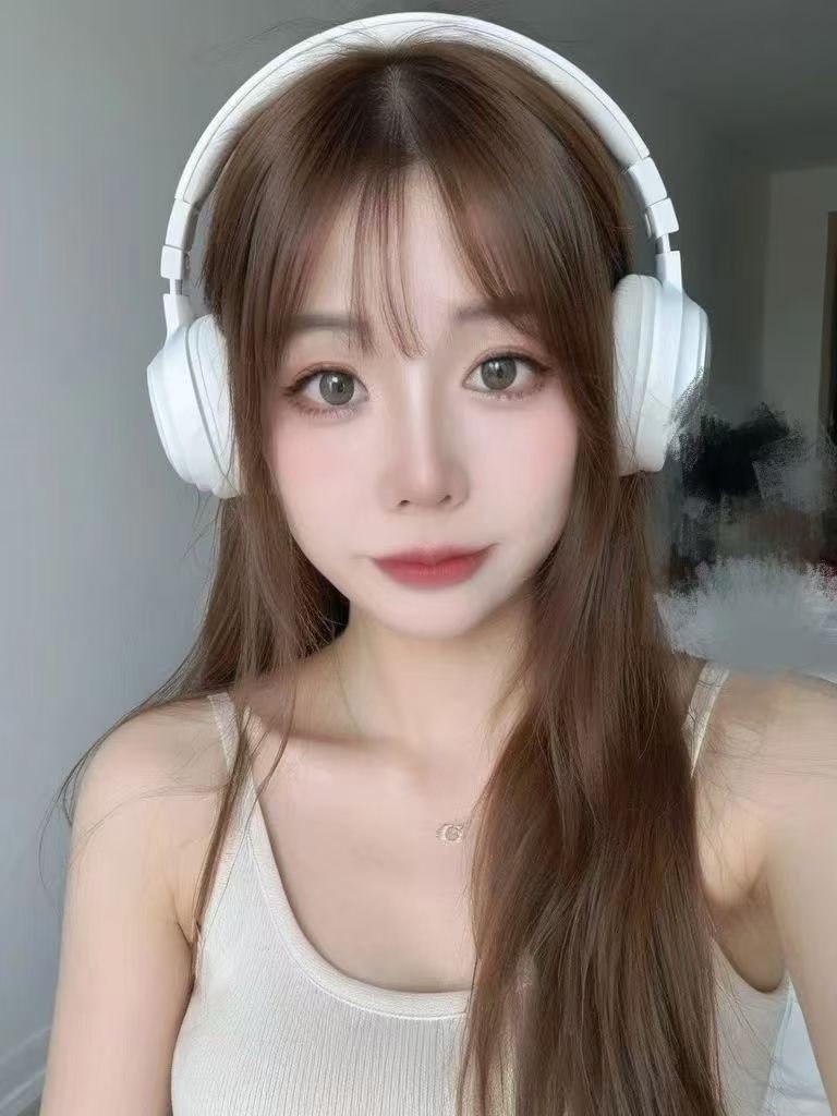 后入视觉很诱人,喜欢role play,情趣服装,可以一起探索新奇的玩乐地点